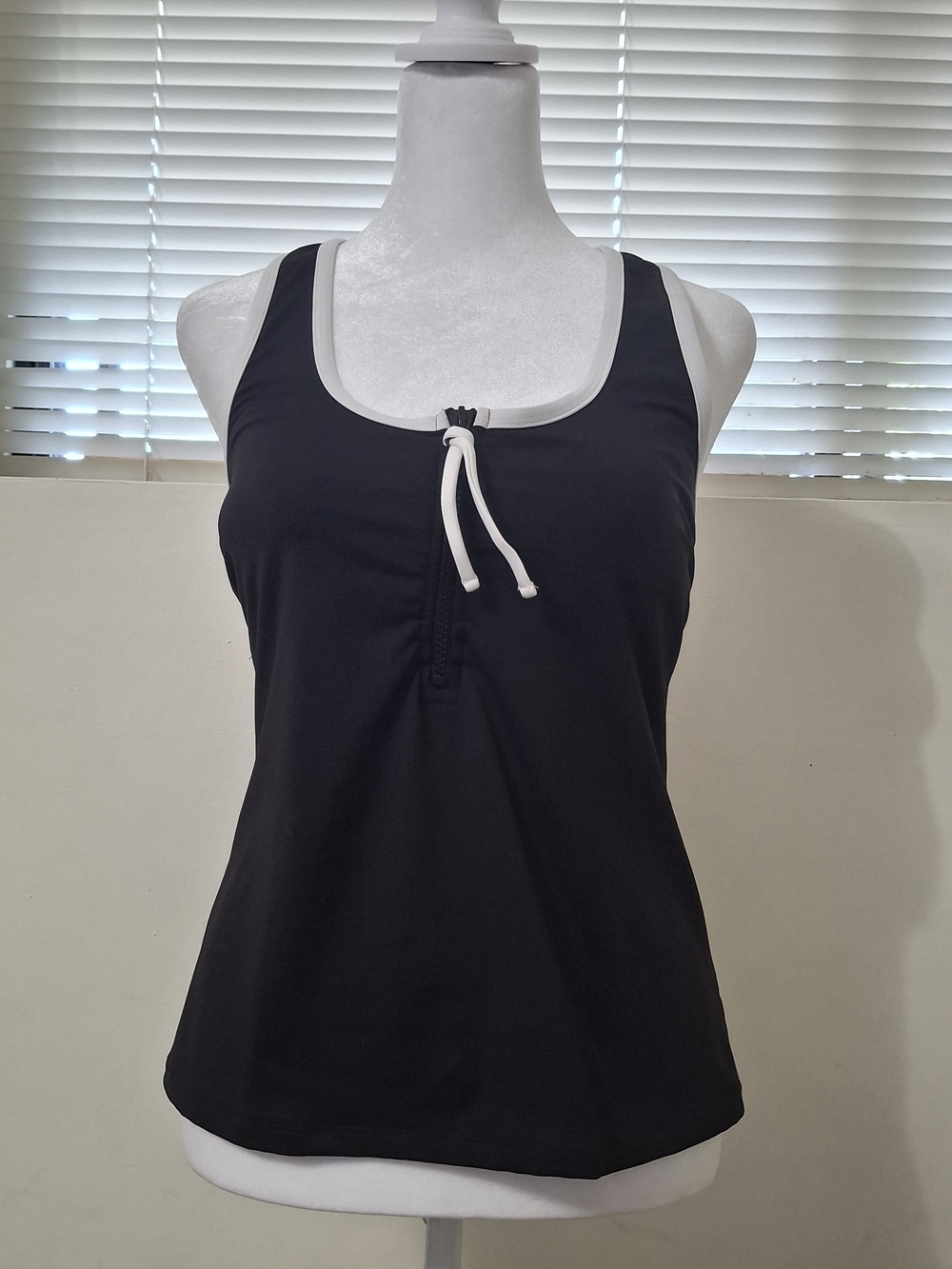 Anne Cole Locker Sporty Racerback Tankini Swim Top Black White Zip Front Size M